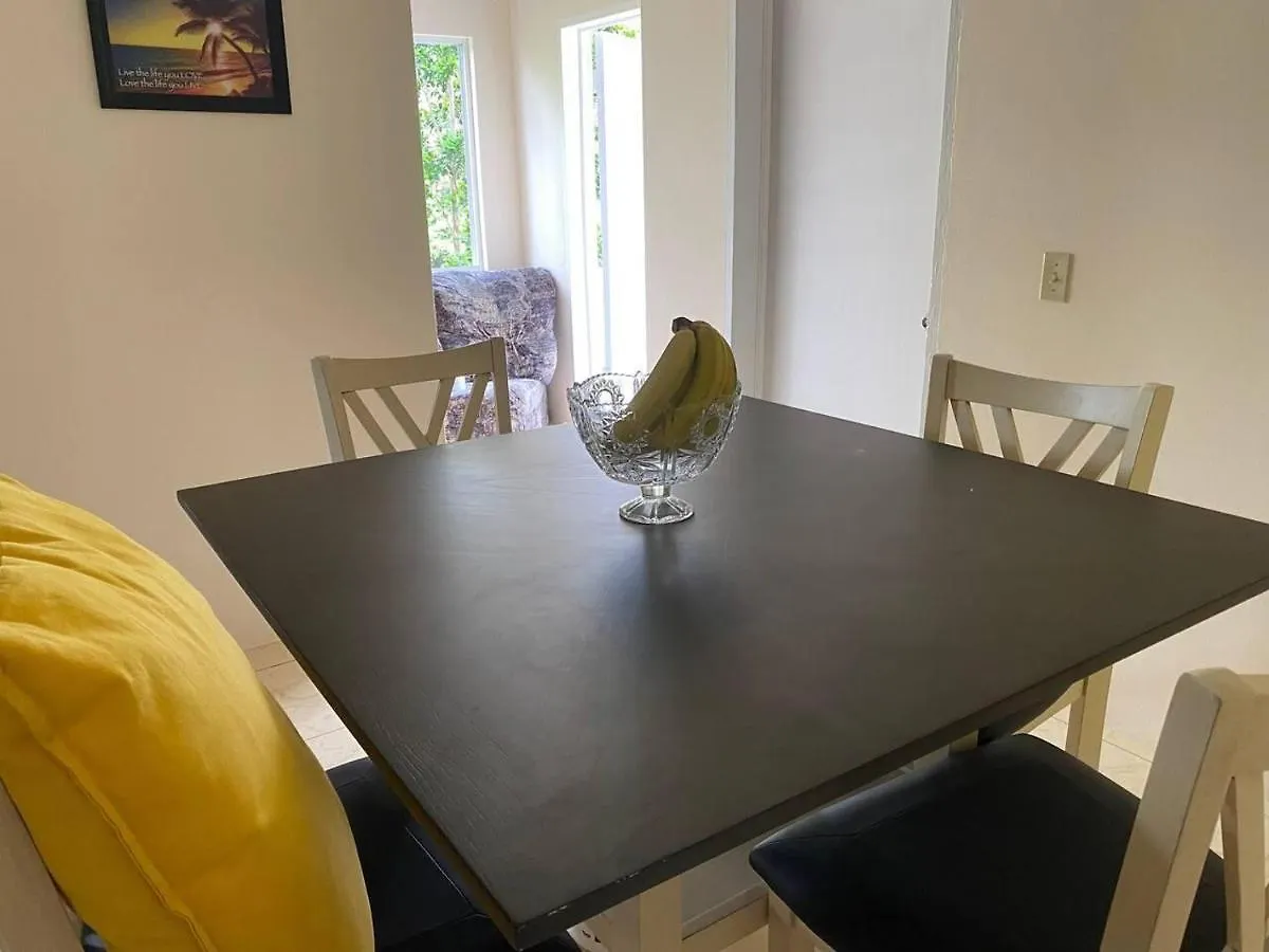 St. John's Lovely 2 Bedroom Apt 4 Warm Cosy Comfortable דירה