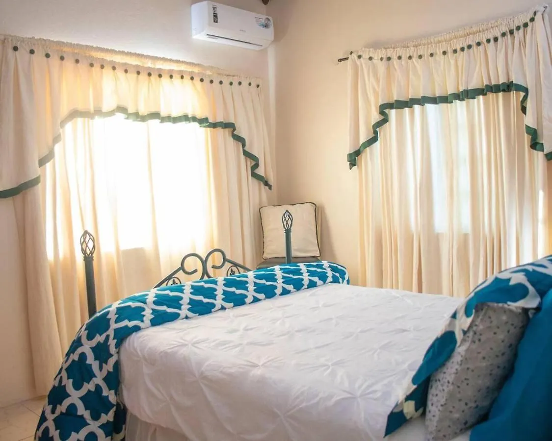 St. John's Lovely 2 Bedroom Apt 4 Warm Cosy Comfortable